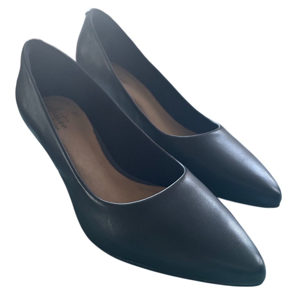 Clarks Linvale Jerica Pointed Toe Pump - Picture 8 of 10